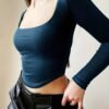 Chic Y2K Solid Square Neck Crop Top Comfy Long Sleeve Tee